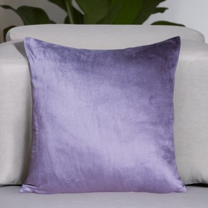 Lavendel Lila Samt Kissenbezug, Sehr Peri Samt Kissenbezug als Geburtstag Geschenk Idee, Hygee Wohnkultur, Ultra Violet Euro Sham Bild 3