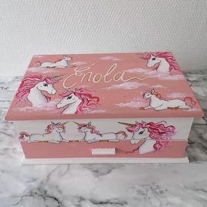 Boite à bijoux en bois peint à la main