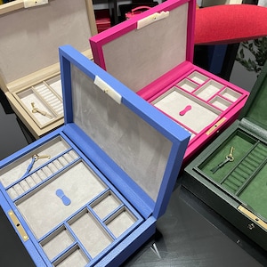 Coffret à bijoux avec plateau amovible