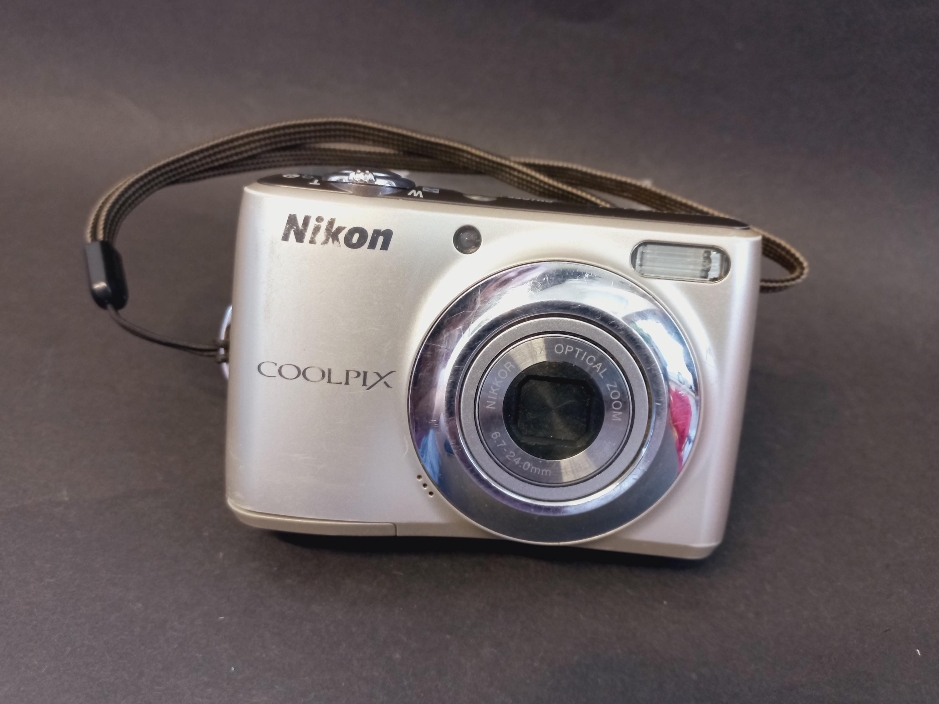 Nikon Coolpix L21 - Etsy