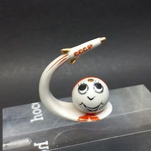 Sovjetisk vintage porslinsfigur "Månen och satelliten", Sovjetunionens rymdprogram, retro heminredning, rymdgåva Sovjetunionen