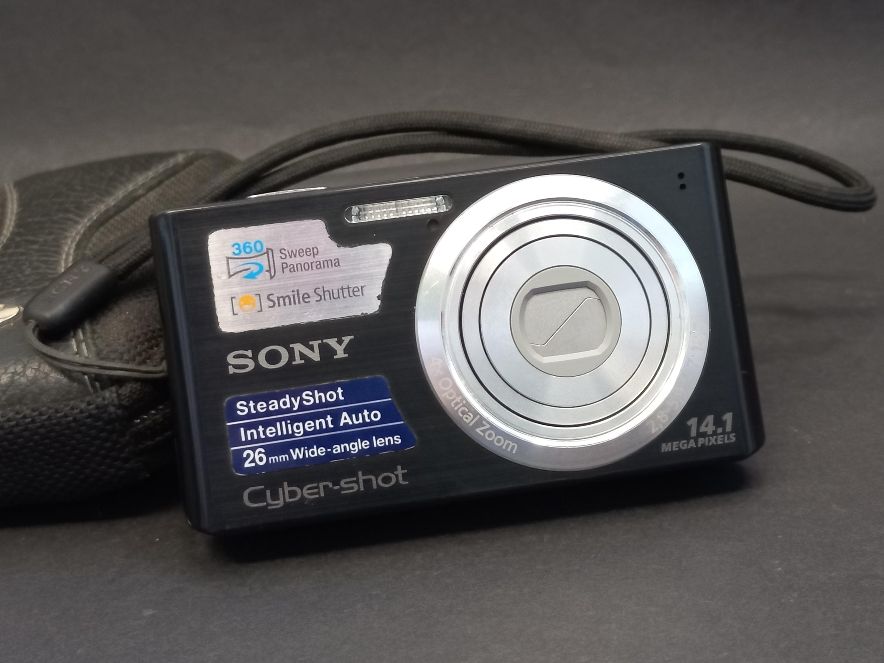 デジタルカメラ ソニー サイバーショット DSC-W610、コンパクト 