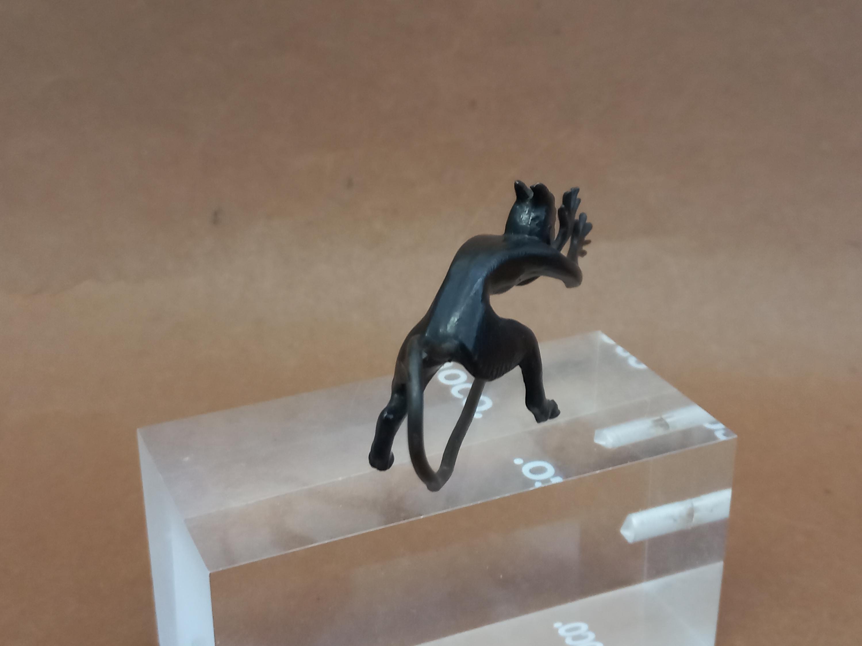 ソビエト ヴィンテージ 悪魔の置物 カスリ 鉄鋳造、旧ソ連 金属製悪魔