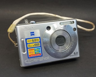Digital Camera Sony Cyber-Shot DSC-W30, Compact Digital Camera, Sony cameras