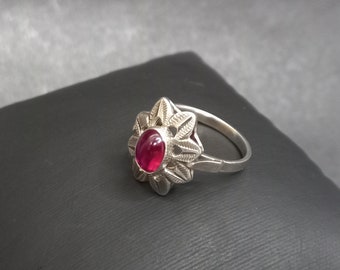 Soviet Vintage Sterling Silver Ring, Silver 925 USSR, Synthetic Ruby