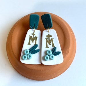 The Marian Spring Dangles