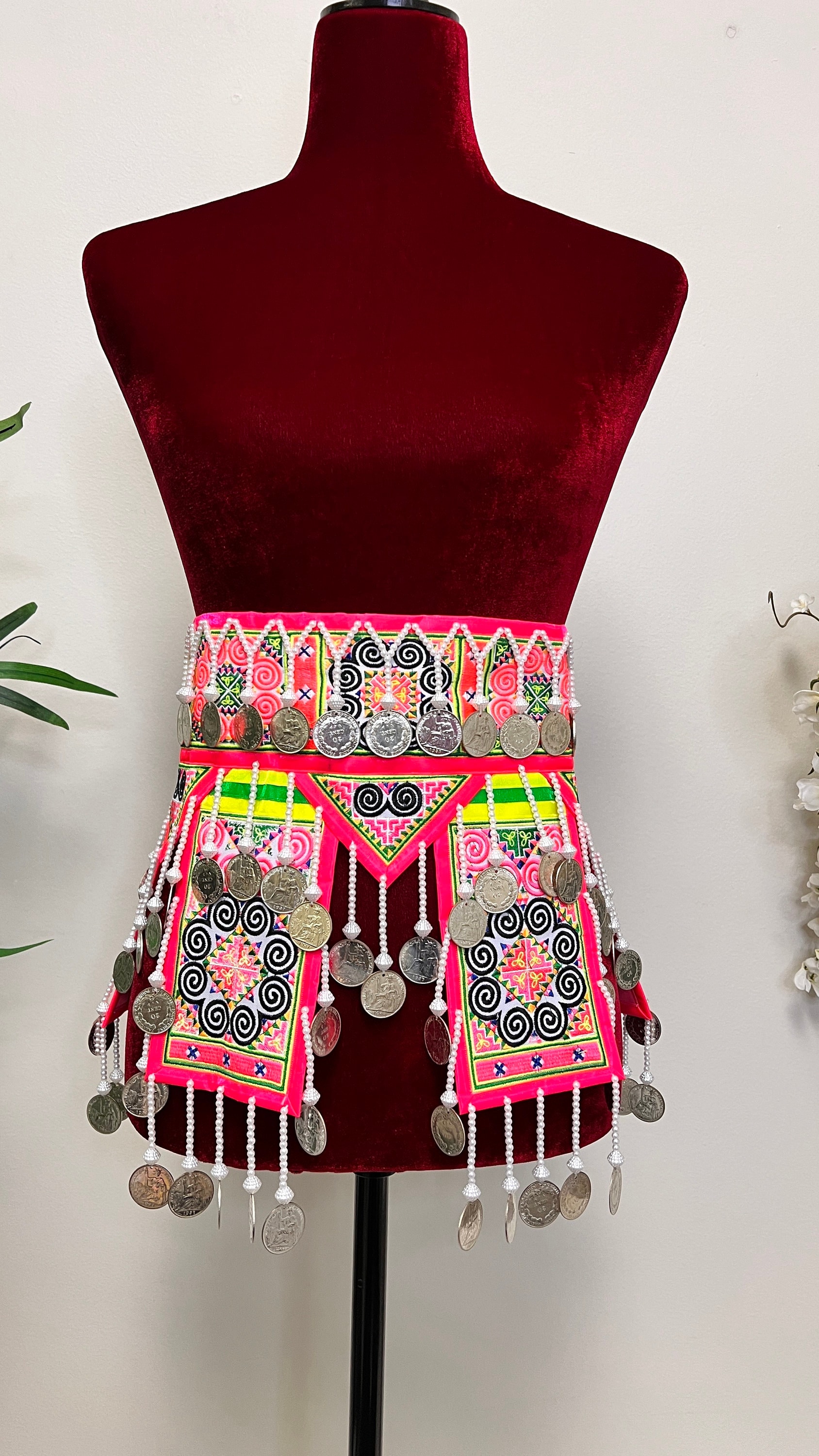 Vintage Hmong Paj Ntaub Obi Belt Boho Embroidered Wrap Money  display picture 1