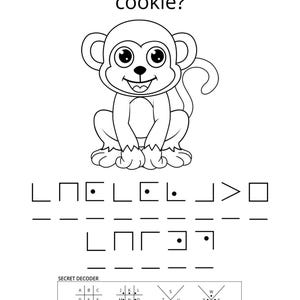 Puede incluir: Una hoja de actividades imprimible en blanco y negro con un mono de dibujos animados y el texto What is a monkey's favorite cookie? Debajo del mono hay un rompecabezas de código secreto con símbolos geométricos y una clave de decodificación.