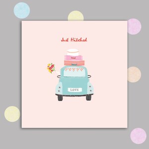 Trouwkaart Just Hitched verfraaid met kleine edelstenen, bruiloft huwelijksreis auto, bruidsboeket, retro auto, Morris Minor