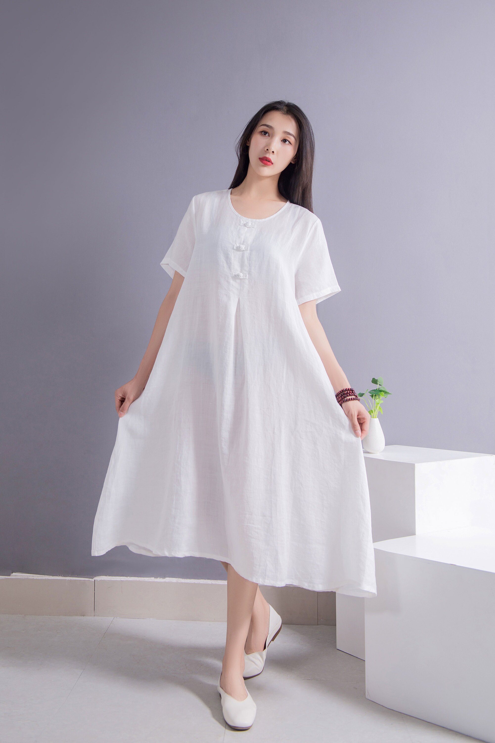 Women's cotton and linen loose plus size dress