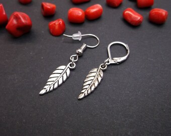 Silver Leaf Dangle Earring: Goth Hippie Style
