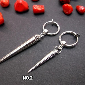Clip-on zilveren spike, Een spike, Zilver acryl, Clip-on punk oorbel, Gotische oorbel, Lange spike bungelen, korte kegel Goth kegel bungelen voor hem