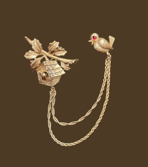 Vintage Crown Trifari Bird House and Bird Pin Bro… - image 3