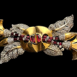 Vintage Coro Duette Gold Pave Flower and Leaves Duette Dress Fur Clip Brooch Pin