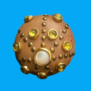 Frederic Beziat L’oree du Bois Semi Precious Stones Wood Brooches Pin.