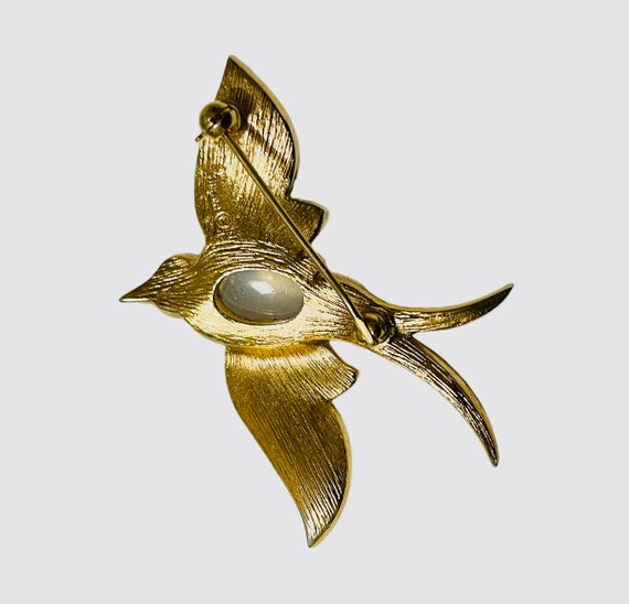 Rare Vintage Trifari Alfred Philippe Swallow Jelly Belly Pin