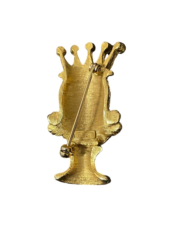 Vintage Crown Trifari Shoulder Brooch Pin Chess p… - image 10