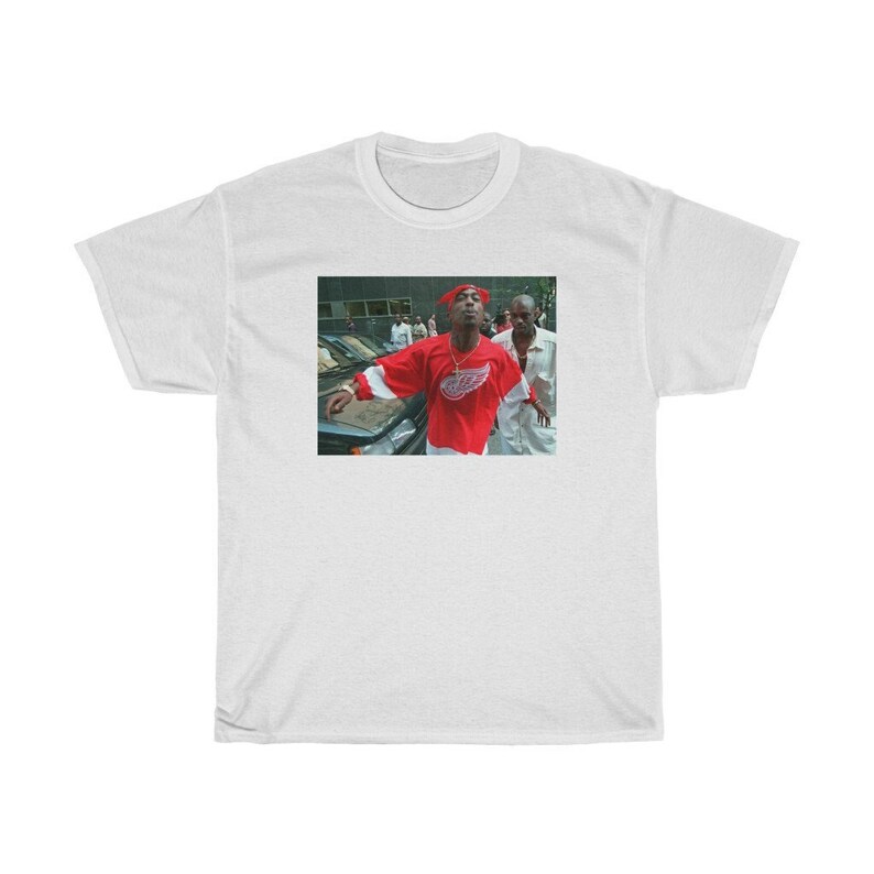 Tupac Spitting at Cameras T-shirt Old 