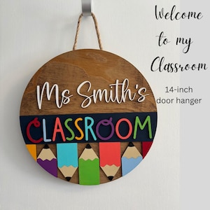 Classroom door hanger Teacher door wreath Teacher sign Teacher gift End of year teacher present Personalized wooden sign Classroom decor