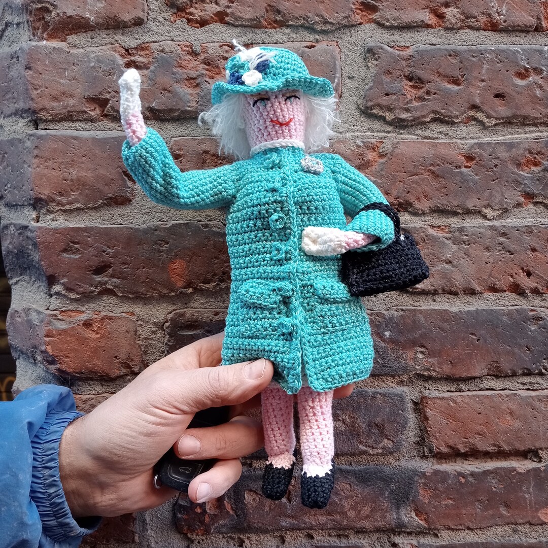 Queen Elizabeth Etsy