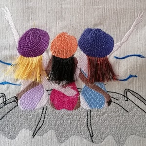 conception broderie machine trois filles bateau