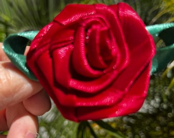 Red hair flower Silk red rose hair clipper girl  Bridesmaid red floral hair pin // Red wedding hair accessories  Fancy red rose hairpiece