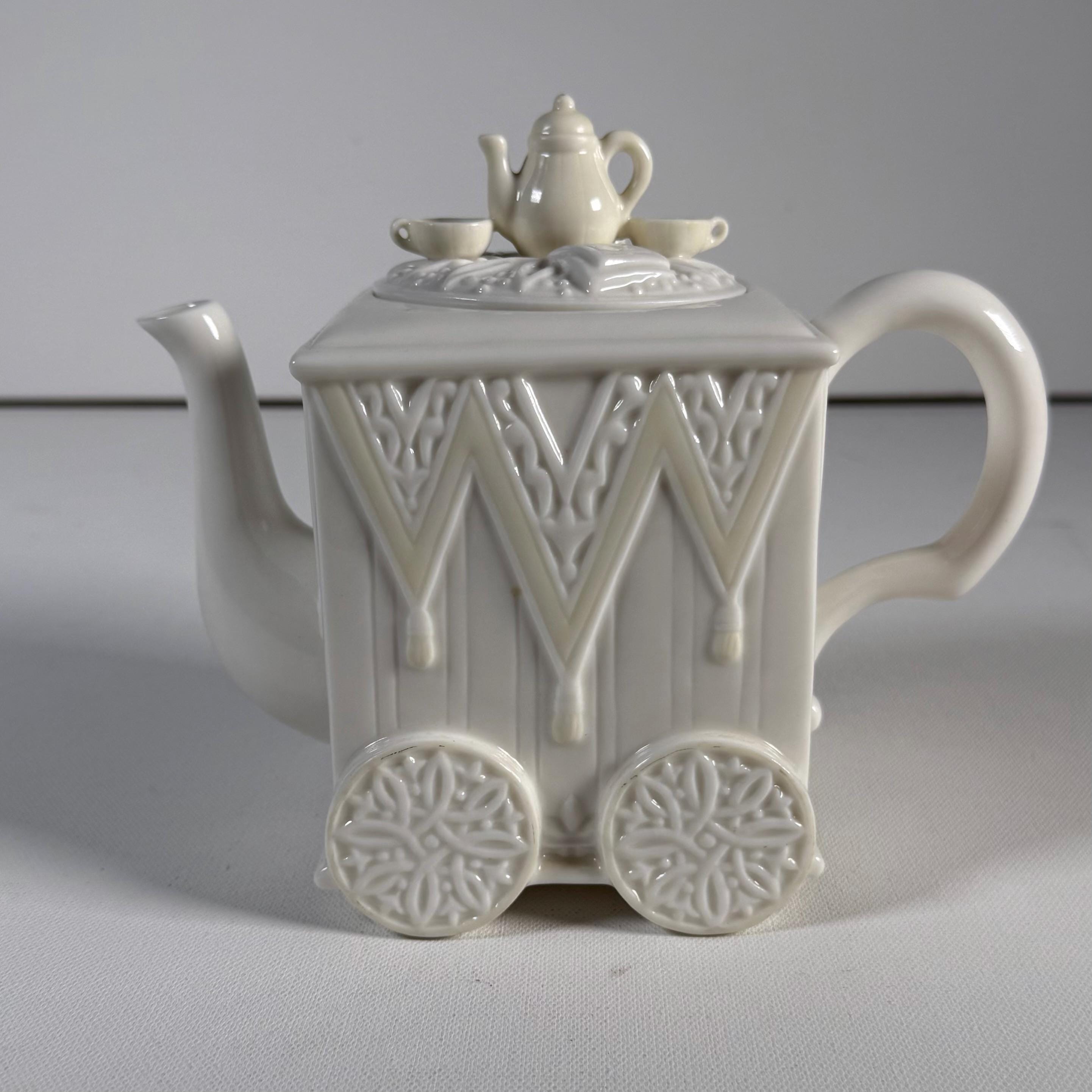 ドイツ製 Hutschenreuther 美しいfleur❁大きなスーピエール ドイツ製 Hutschenreuther 美しいfleur❁大きなスーピエール 【公式通販】