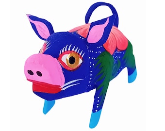 ALEBRIJE DE MADERA, Artesanía Mexicana, Alto 3.5 x Ancho 3 x Profundidad 5.5 cm