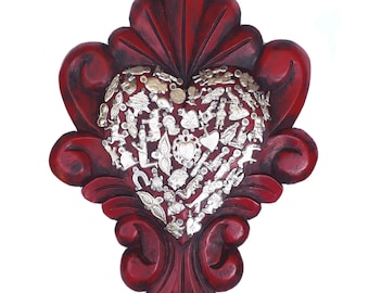 SANTUARIO DEL CORAZÓN con MILAGROS, Grandes, Artesanías Mexicanas de Madera, 31 x 24 cm
