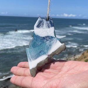 Maine Ornament or Magnet, Resin Maine Gift That's One Of A Kind, State Christmas Ornament With Real Sand And Ocean Waves, Wall Decoration