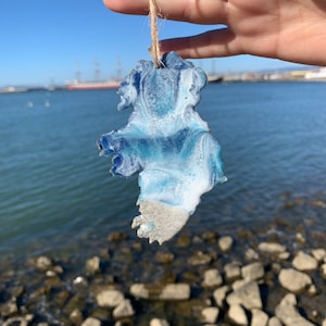 Ireland Ornament or Magnet, Great Ireland Gift, They Will Love This Resin One Of-A-Kind Ornament With Real Sand, Ocean Wave, Wall Decoration