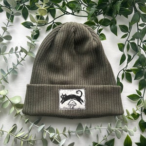 meowshroom beanie, lino printed, handmade