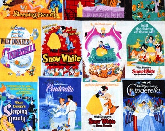 Può includere: Un collage di poster di film Disney vintage con Biancaneve e i sette nani, Cenerentola e La bella addormentata nel bosco. I poster sono colorati e presentano illustrazioni dei personaggi dei film. Il testo sui poster include i titoli dei film, i nomi dei personaggi e i nomi degli studi che hanno prodotto i film.