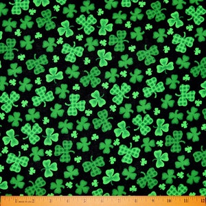 ZWARTE KLAVERSSTOF | Verkocht op halve meter! Doorlopende snede! | 100% quiltkatoen | St. Patrick&#39;s Day klavertje vier groene Ierse blender