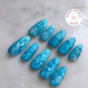 Thirsty | Press on Nails | False Nails | Matte or Glossy