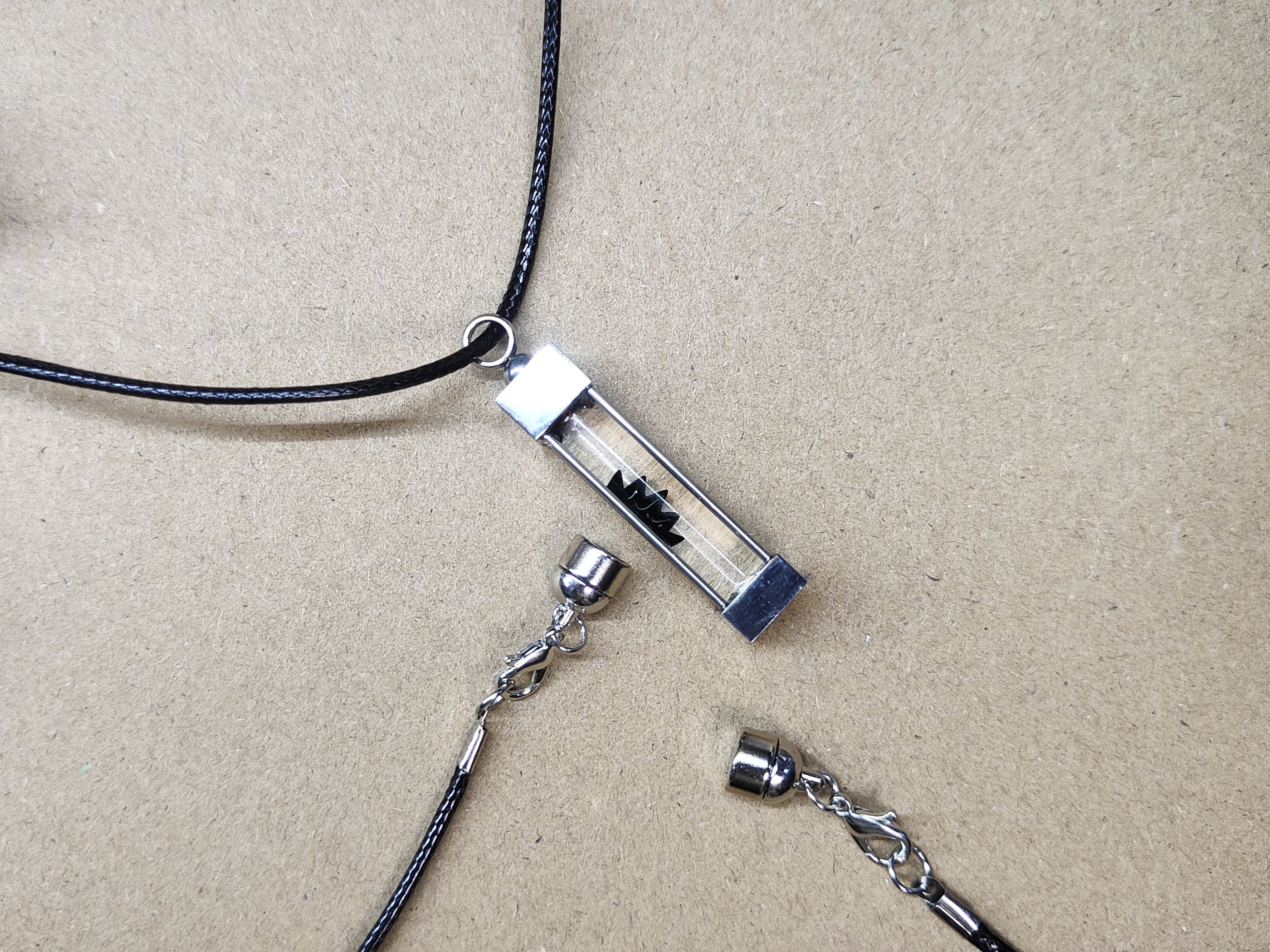ネックレス　ペンダント　Quantum Pendant 2種類 Amazon | [WISHBOX69] Quantum Science Black Pendant Scalar