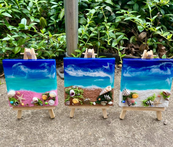 Mini Beach Canvas Art – 4"x4" Coastal Gift with Real Sand & Shells – Ocean Decor with Easel – Pink, White, or Natural Sand