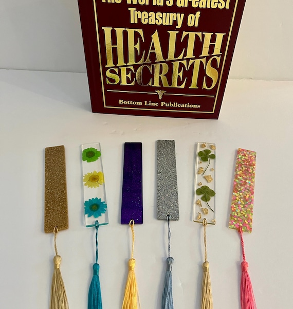 Charming Colorful Bookmarker with Stylish Tassel, Glittery Bookmark, Perfect Gift for Book Lovers, Gift for readers, Resin Bookmarker