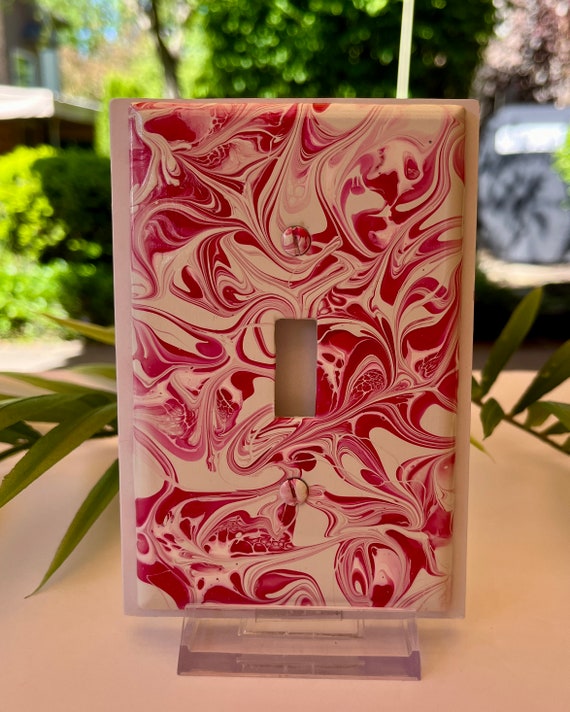 Painted Light Switch Cover / Single Toggle Light Switch Plate / Painted Single Toggle /  Painted / Wall Decor /  Red and Pink Switch Cover