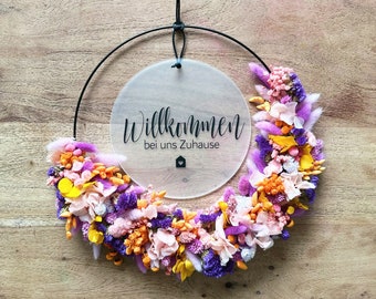 Trockenblumenkranz, Türkranz, Hochzeitsgeschenk, Trockenblumen, Türschild, personalisiertes Schild, Trockenblumendeko, Kranz Bunt