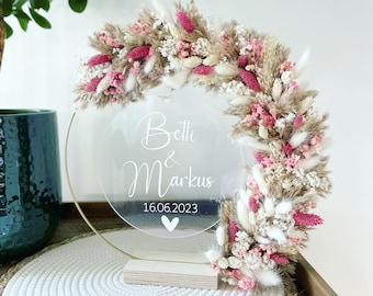Personalisierter Trockenblumen-Ring mit Schild - Hochzeitsgeschenk, Geldgeschenk, Tischdekoration, Boho Hochzeit Deko, Namen & Datum Gravur