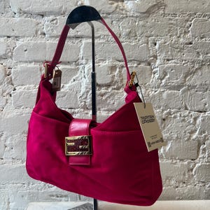 Fendi Baguette Shoulder Bag in Hot Pink Suede with Gold Hardware