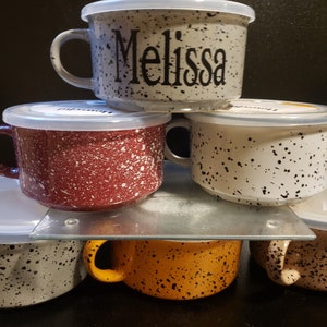20-24 oz Two or Three Toned Speckled PERSONALIZED Mug for Soup or Ice Cream with Handle and Vented Lid; #grandmagift; #teachergift; #mom