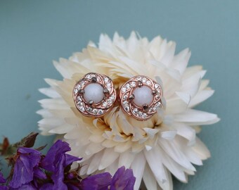 Breastmilk Earring Keepsake Round Breastmilk Jewelry Gift for Breastfeeding Moms Made of Milkies