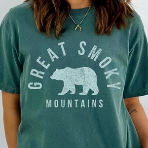 Great Smoky Mountains Bear National Park Tshirt, Tennessee Gift Tee