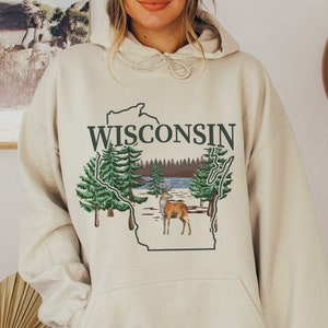 Wisconsin Hoodie Sweatshirt, Unisex Wisconsin Pullover Shirt Gift, Nature Hiking Camping Deer, Womens Mens Wisconsin