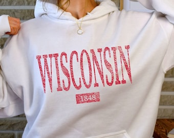 Wisconsin Sweatshirt University Style, Vintage College Wisconsin Crewneck