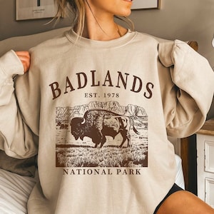 Badlands Bison Crewneck Sweatshirt Gift, South Dakota Buffalo Pullover