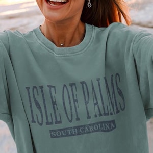 Isle of Palms South Carolina Comfort Colors® Beach Crewneck Sweatshirt Gift Souvenir Apparel