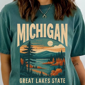 Michigan Great Lakes State Comfort Colors® Tshirt Hiking Gift Tee